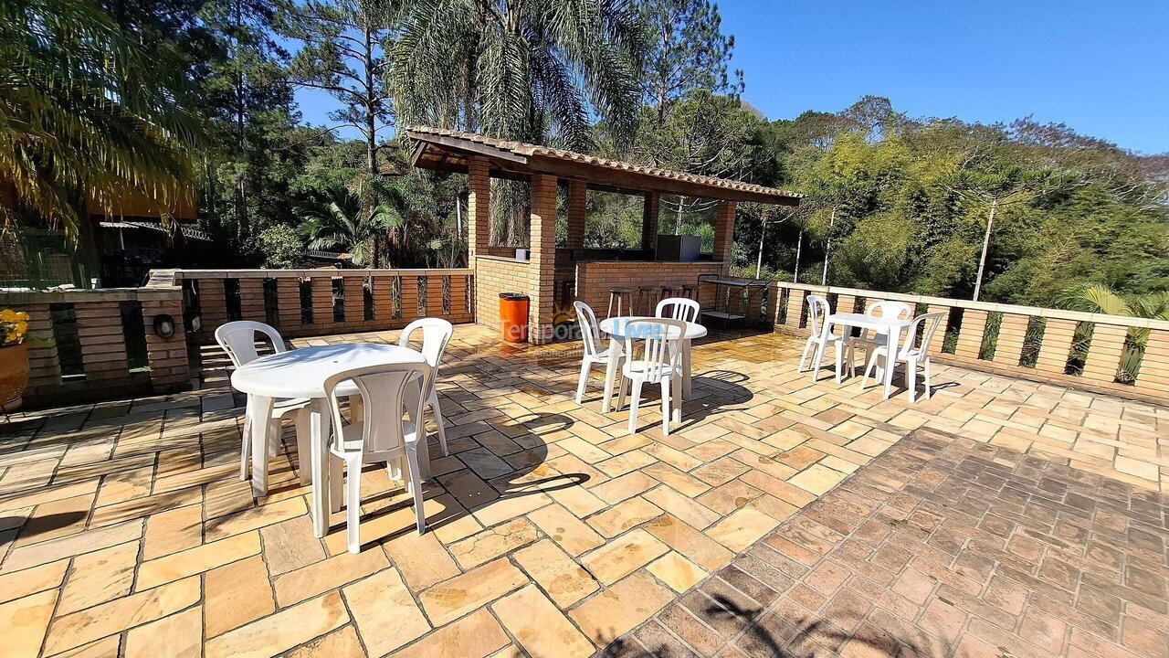 Casa para aluguel de temporada em São Roque (Mailasqui)