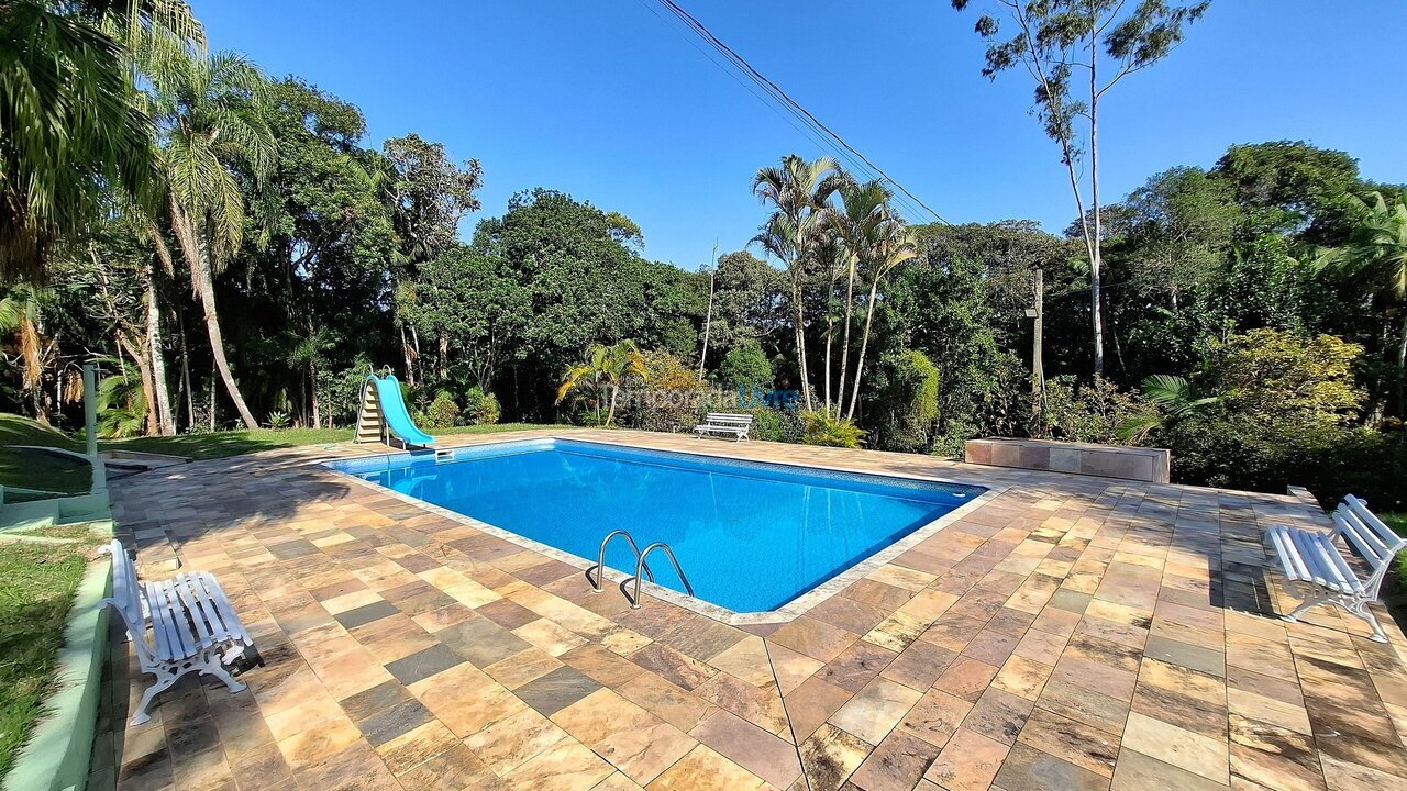 Casa para alquiler de vacaciones em Juquitiba (Barra Mansa)