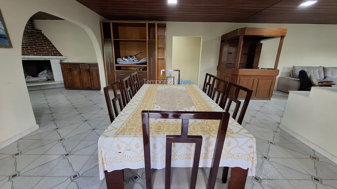 Casa para alquiler de vacaciones em Juquitiba (Senhorinhas)