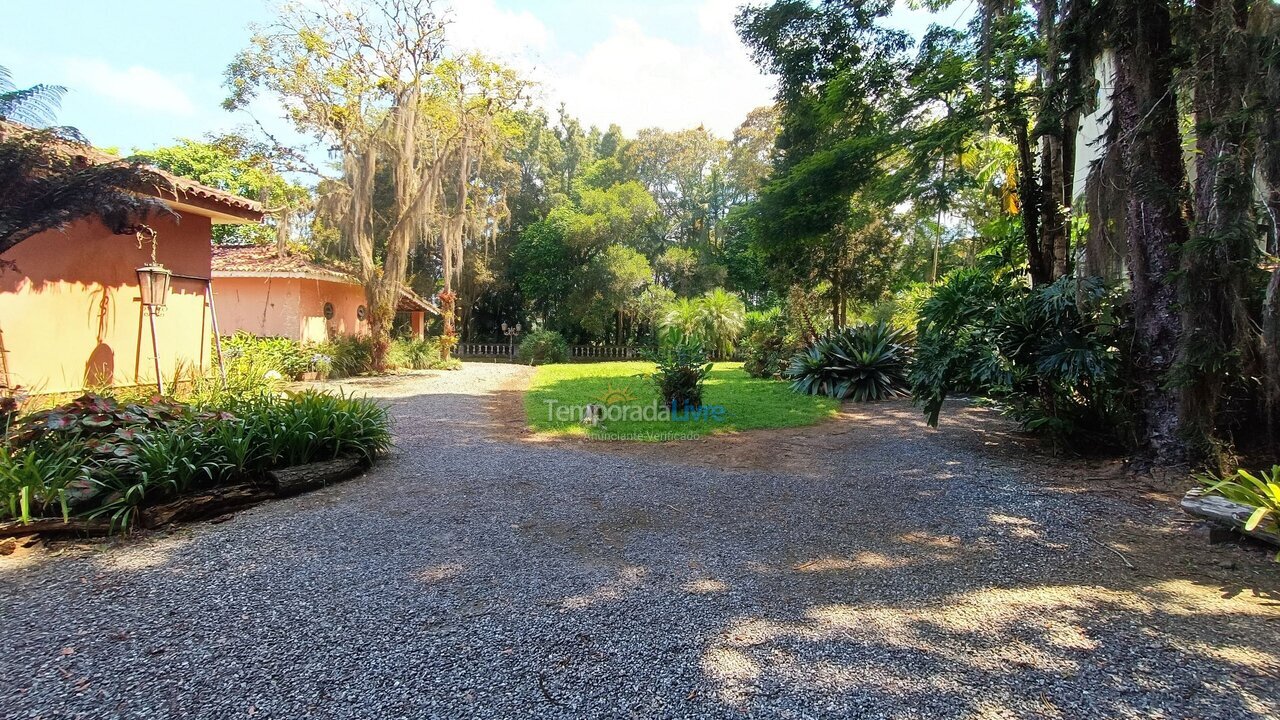 Casa para alquiler de vacaciones em Juquitiba (Palestina)