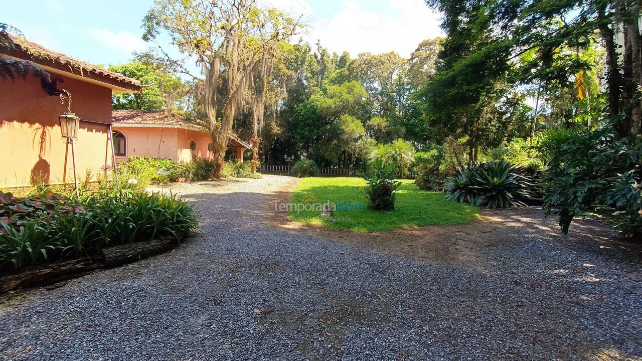 Casa para alquiler de vacaciones em Juquitiba (Palestina)