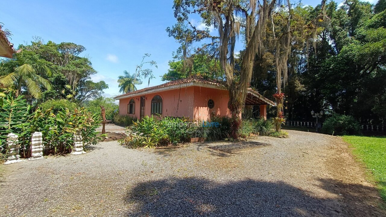 Casa para alquiler de vacaciones em Juquitiba (Palestina)