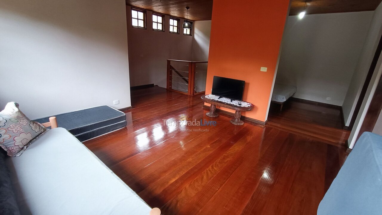 House for vacation rental in Juquitiba (Jardim das Palmeiras)