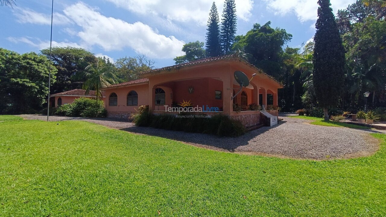 Casa para alquiler de vacaciones em Juquitiba (Palestina)