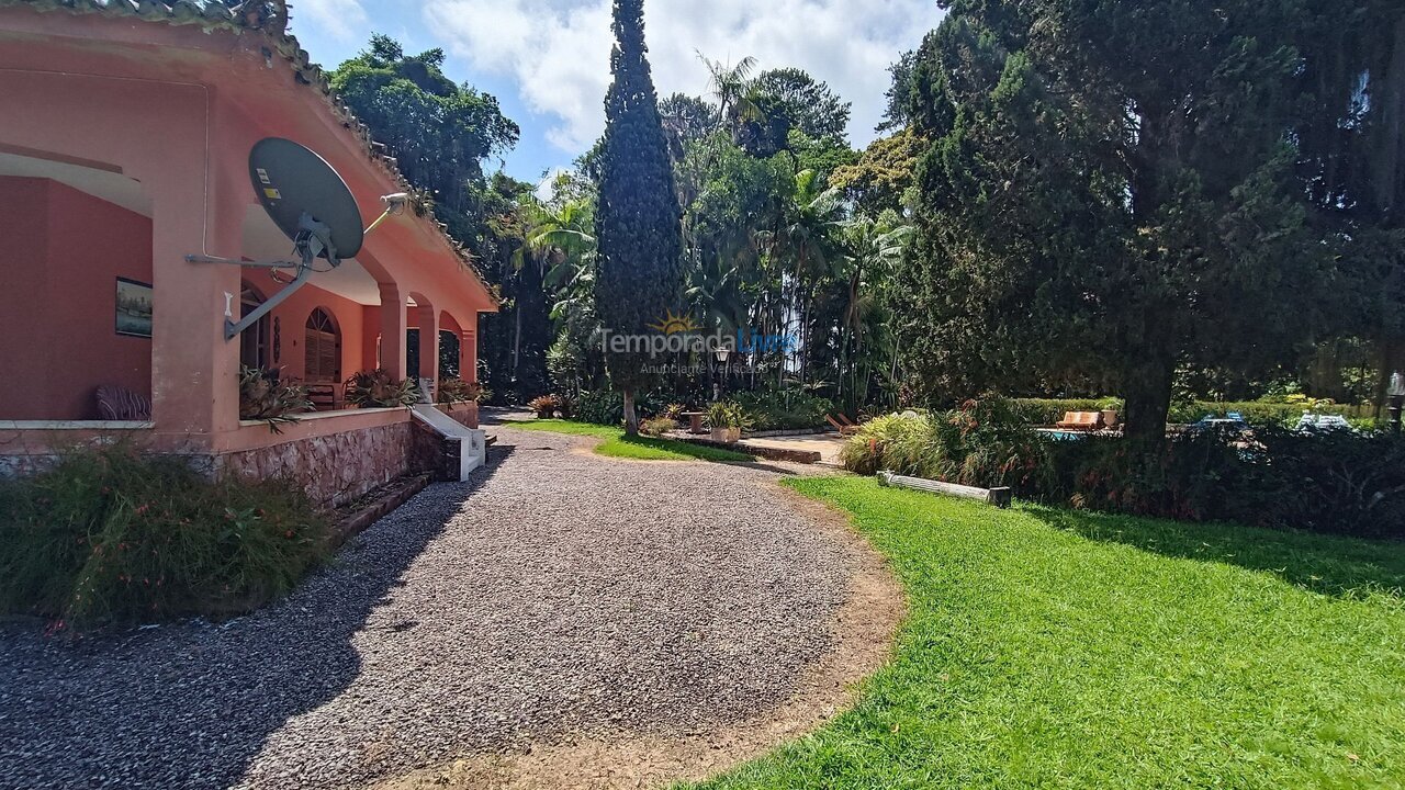 Casa para alquiler de vacaciones em Juquitiba (Palestina)