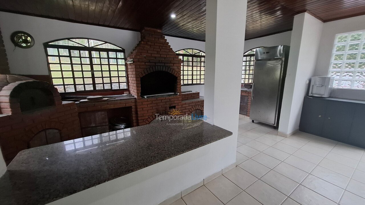 House for vacation rental in Juquitiba (Barra Mansa)