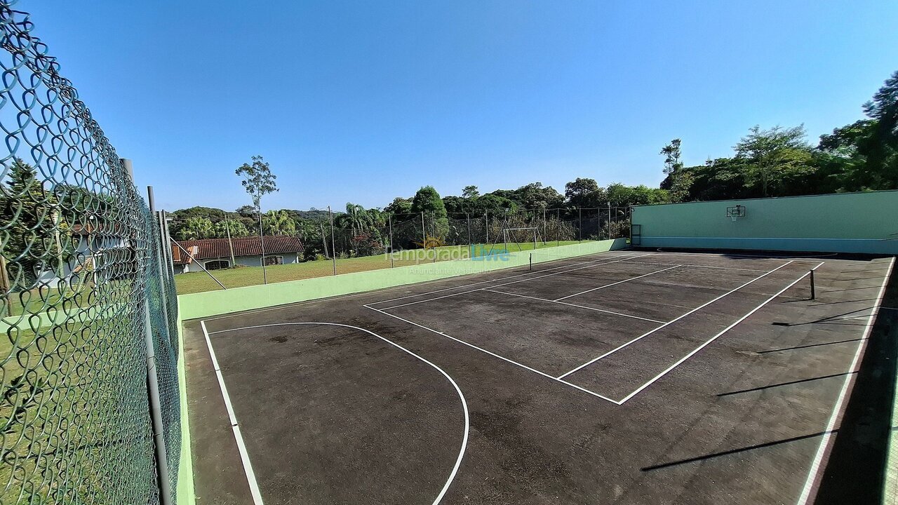 Casa para alquiler de vacaciones em Juquitiba (Barra Mansa)