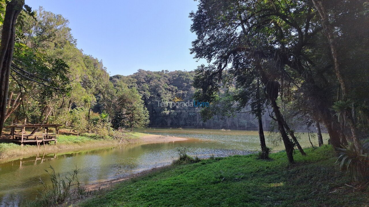 Casa para alquiler de vacaciones em Juquitiba (Barra Mansa)