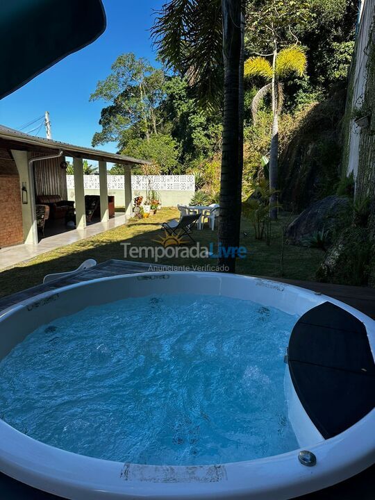 Casa para aluguel de temporada em Bombinhas (Morrinhos)