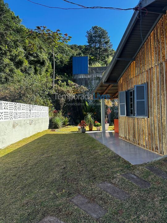 Casa para aluguel de temporada em Bombinhas (Morrinhos)