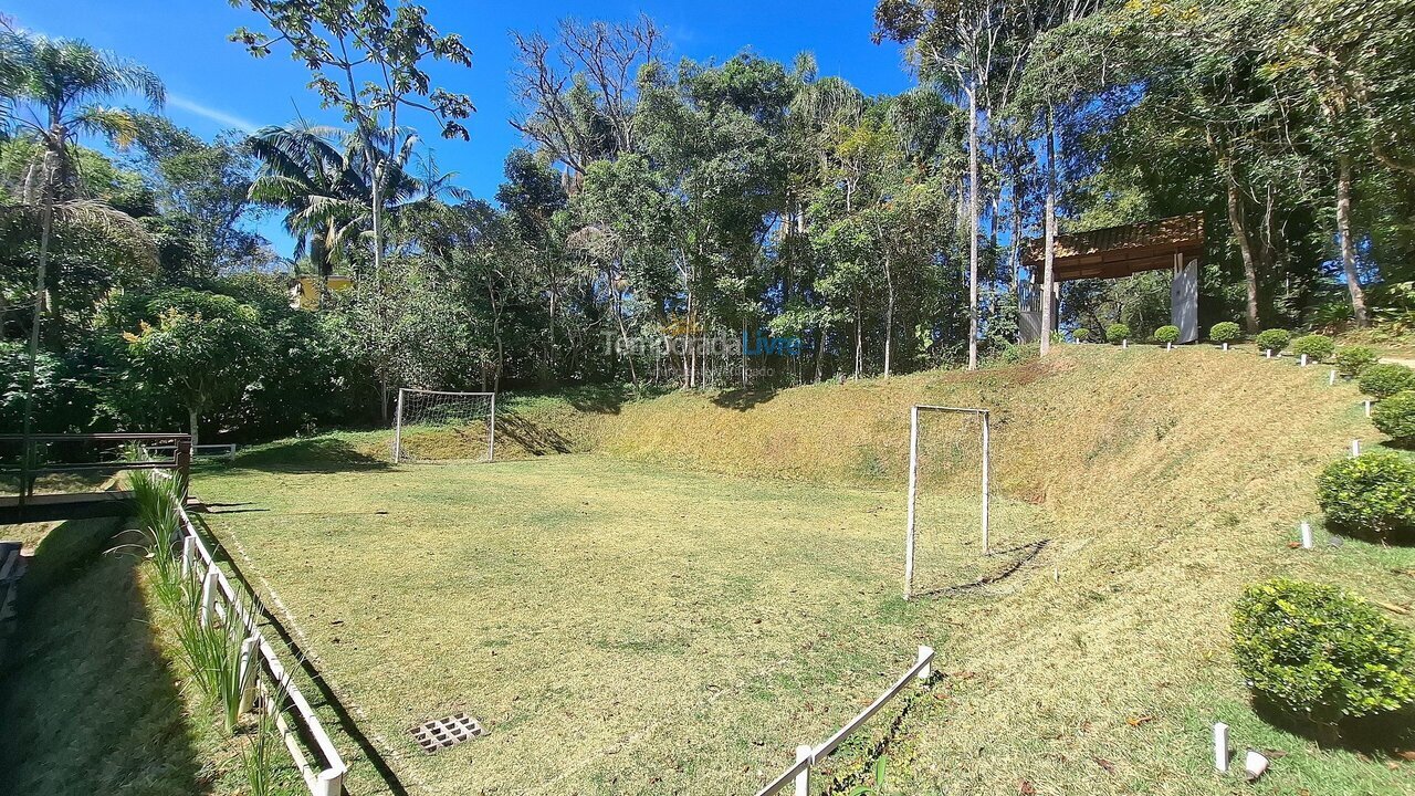 Casa para alquiler de vacaciones em Embu Guaçu (Santa Lucia)