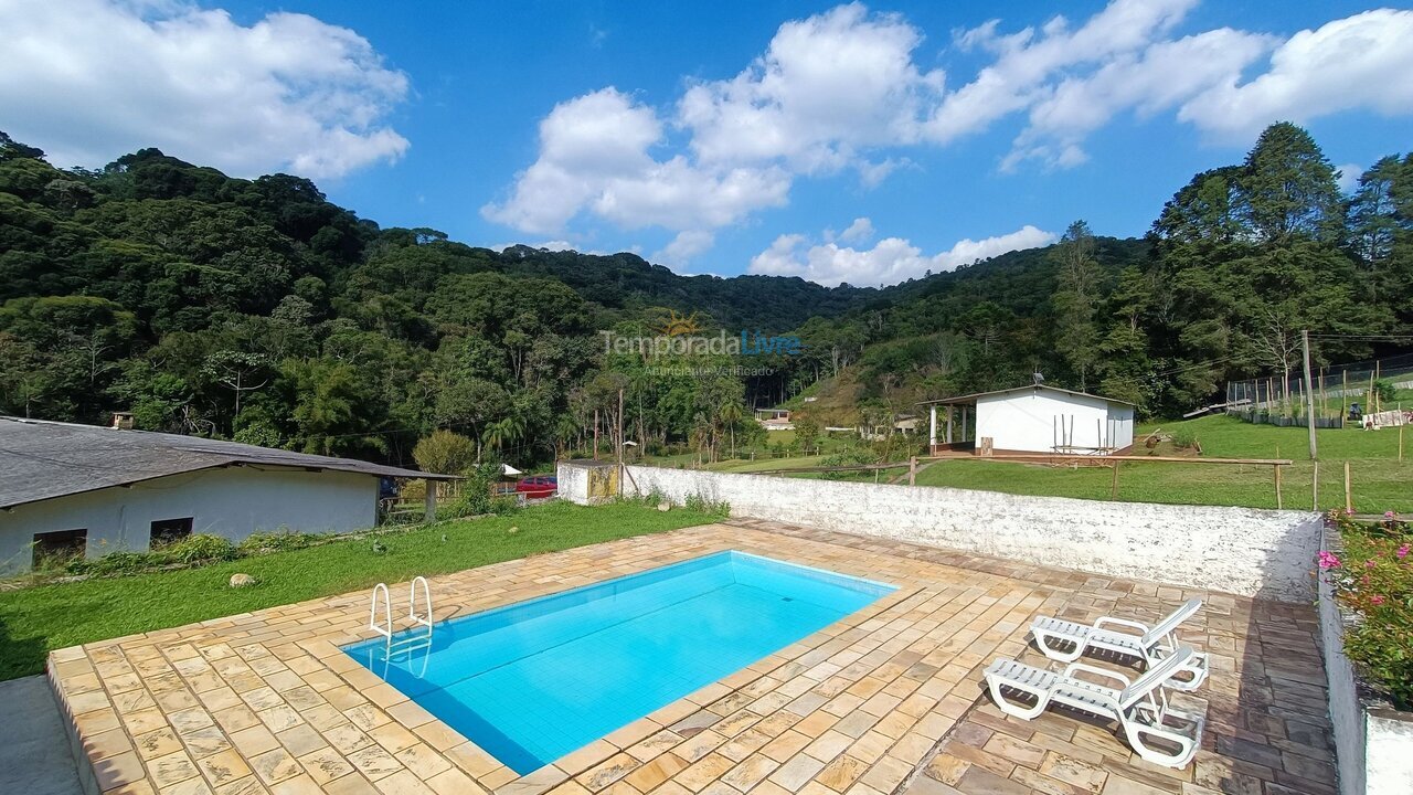 Casa para alquiler de vacaciones em Juquitiba (Padeiros)