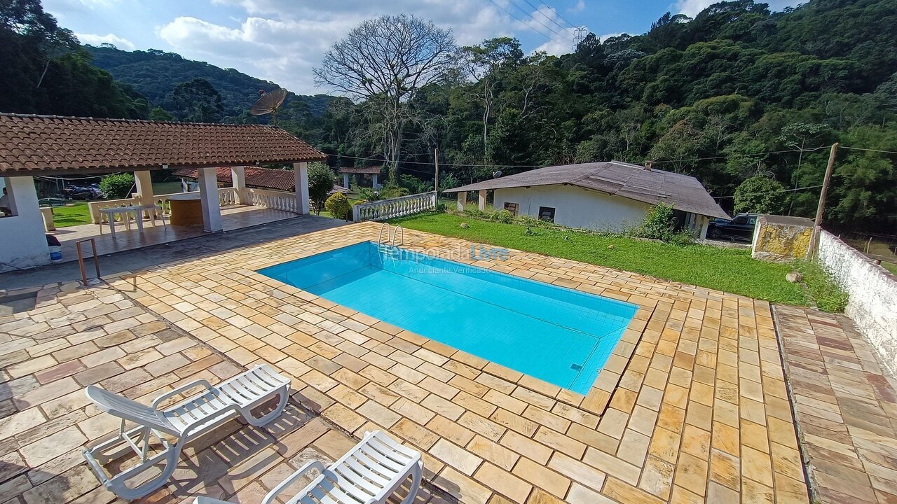 Casa para aluguel de temporada em Juquitiba (Padeiros)