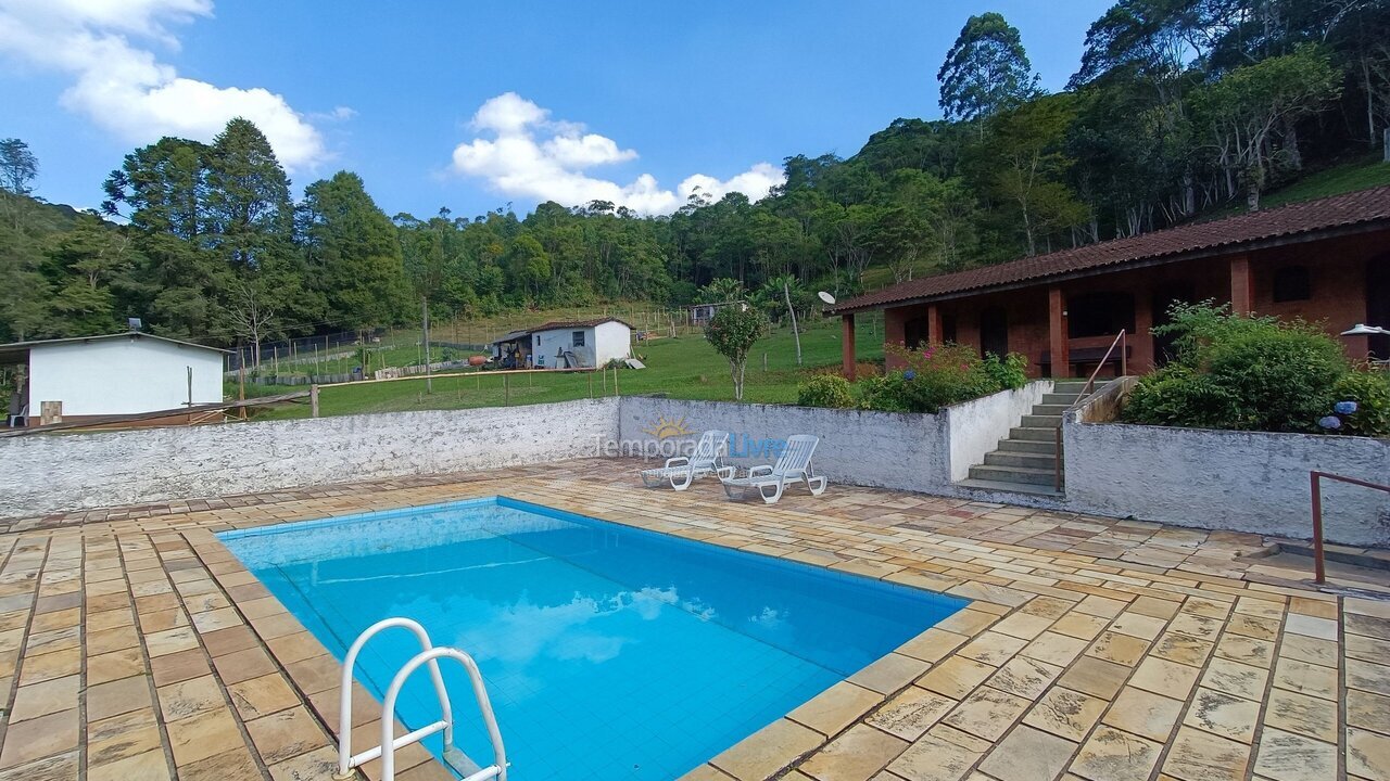 Casa para aluguel de temporada em Juquitiba (Padeiros)