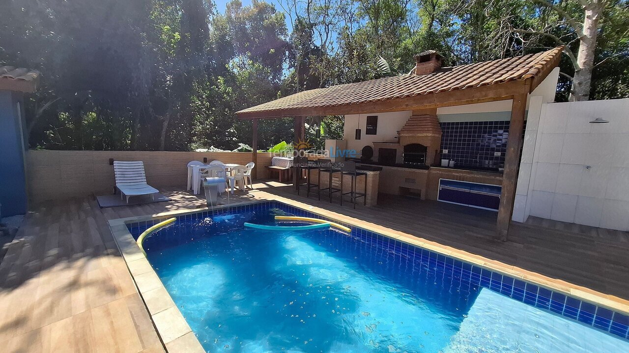 Casa para alquiler de vacaciones em Embu Guaçu (Santa Lucia)