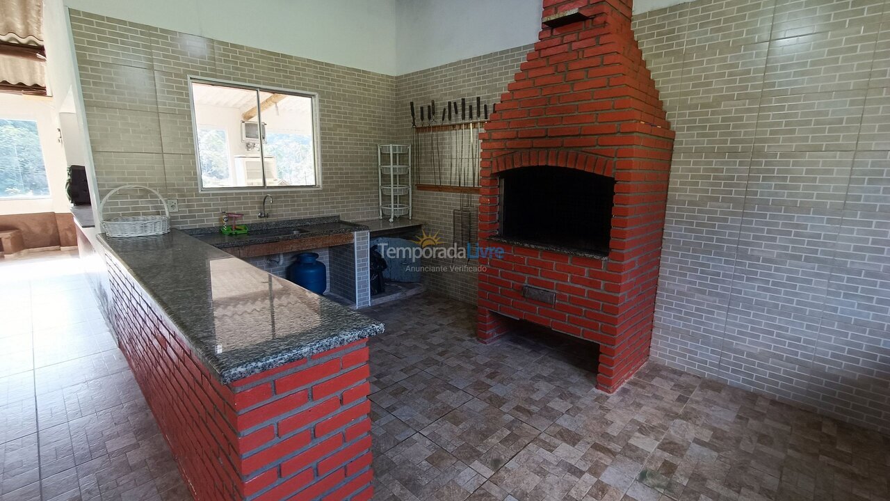 Casa para alquiler de vacaciones em Juquitiba (Padeiros)