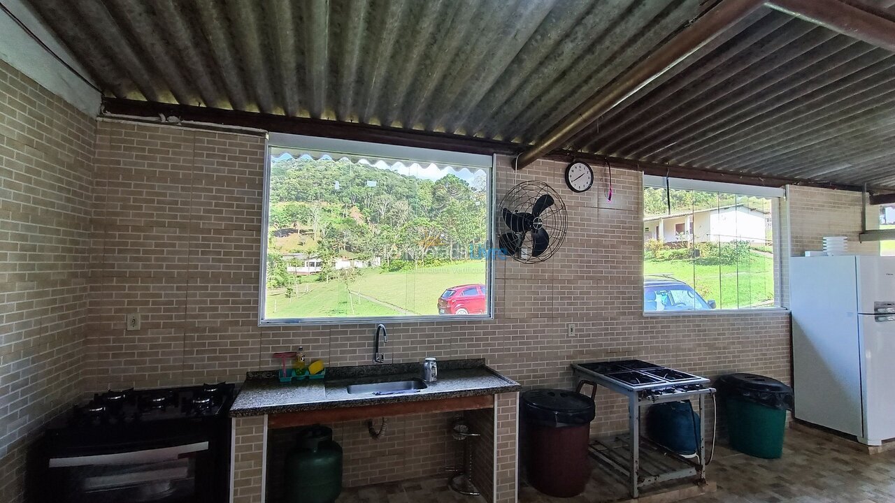 Casa para alquiler de vacaciones em Juquitiba (Padeiros)