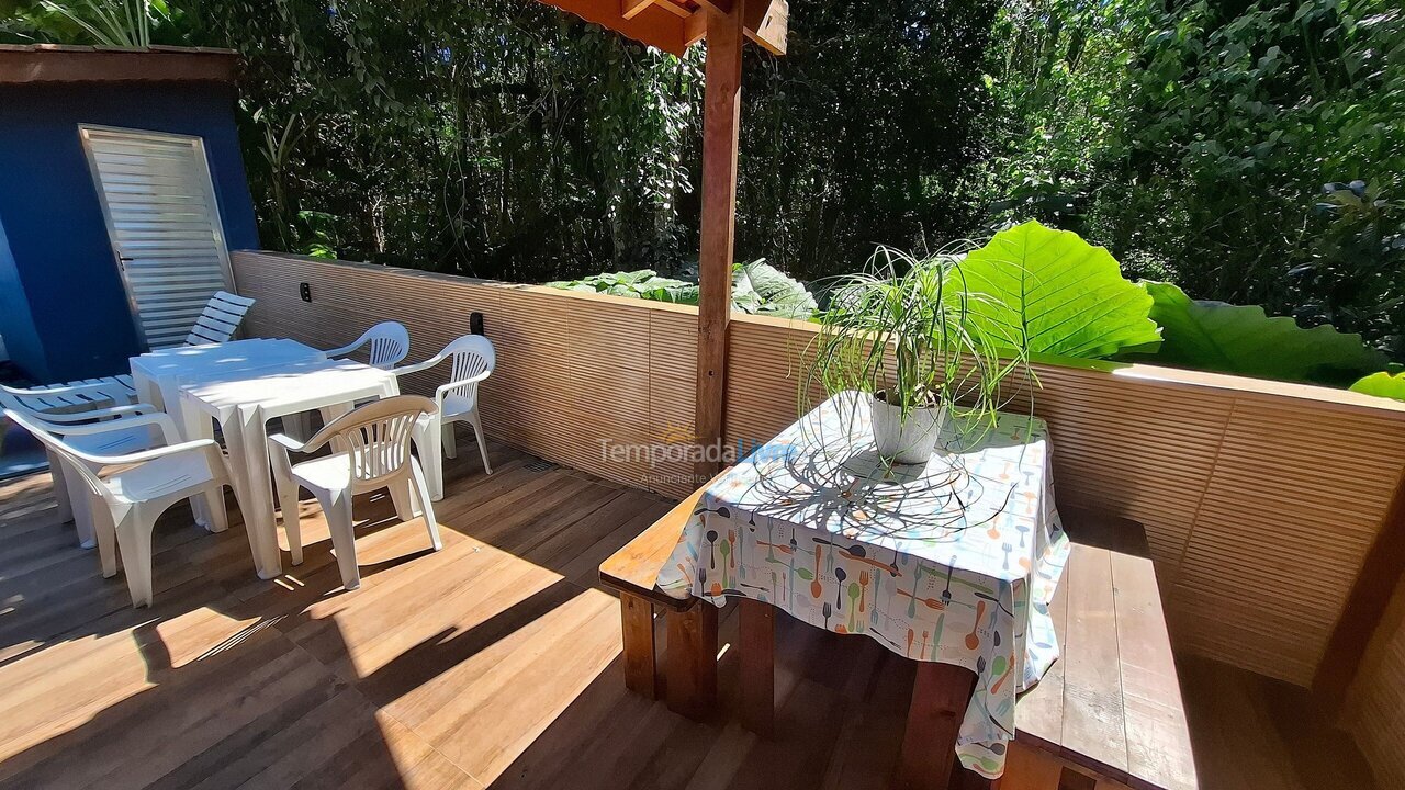 Casa para alquiler de vacaciones em Embu Guaçu (Santa Lucia)