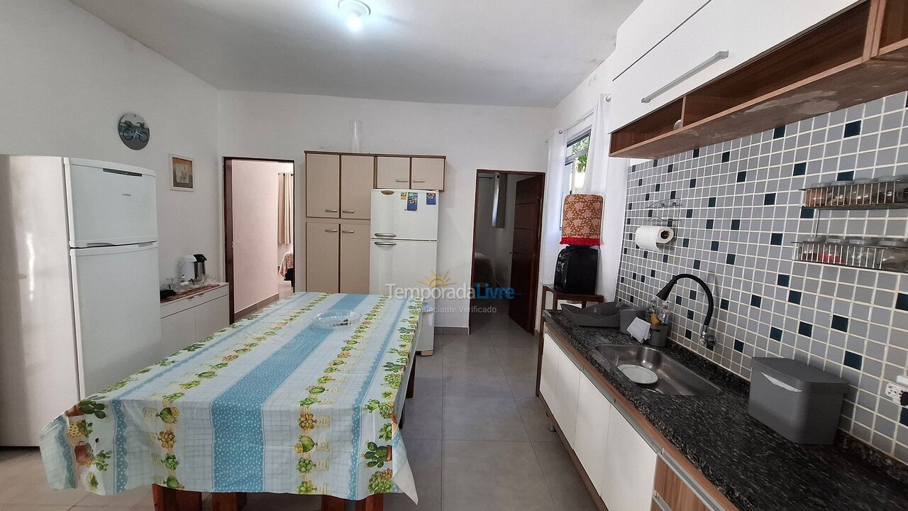 Casa para alquiler de vacaciones em Embu Guaçu (Santa Lucia)