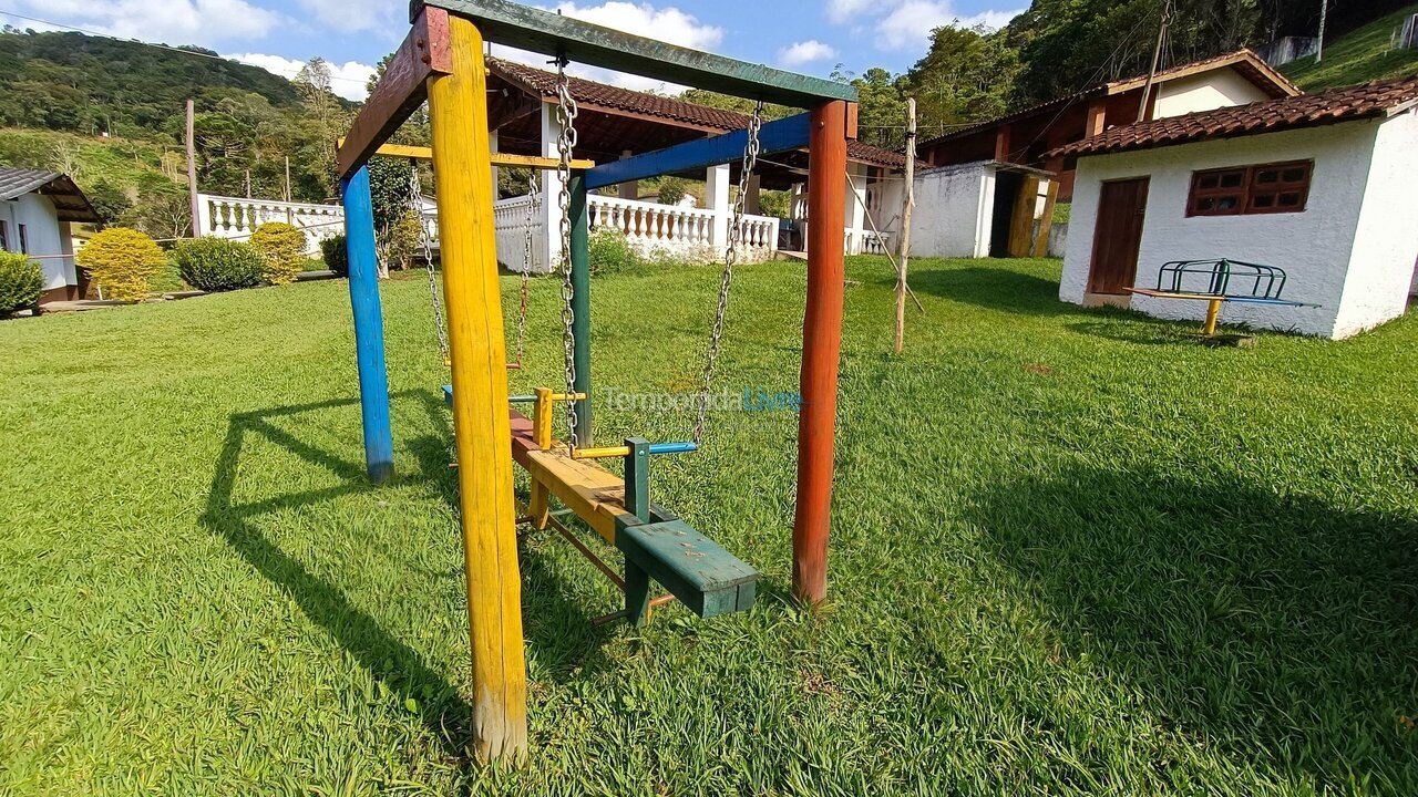 Casa para aluguel de temporada em Juquitiba (Padeiros)