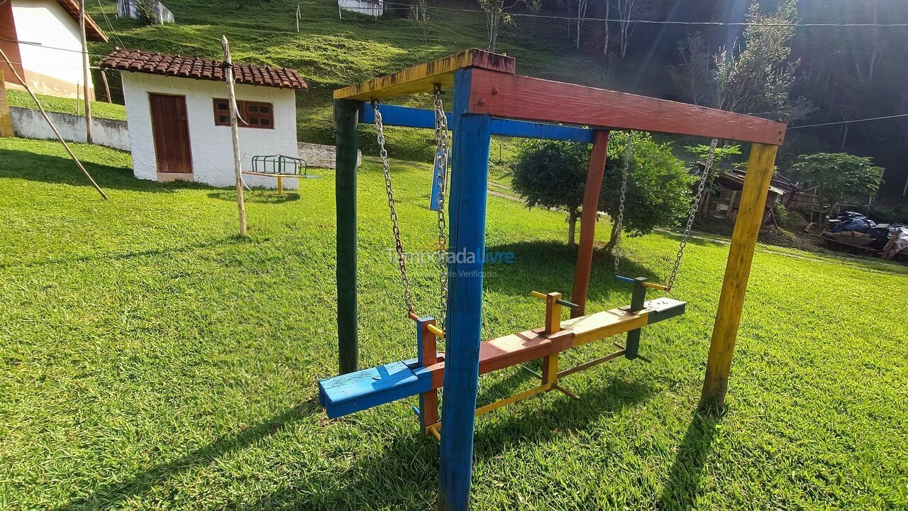 Casa para aluguel de temporada em Juquitiba (Padeiros)