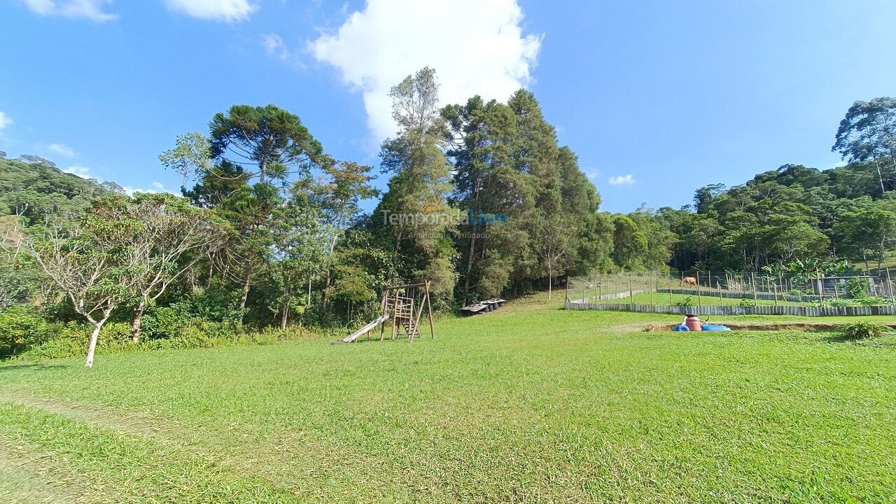 Casa para aluguel de temporada em Juquitiba (Padeiros)