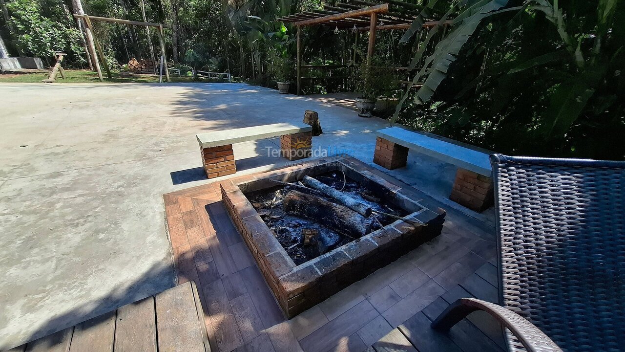 House for vacation rental in Embu Guaçu (Santa Lucia)