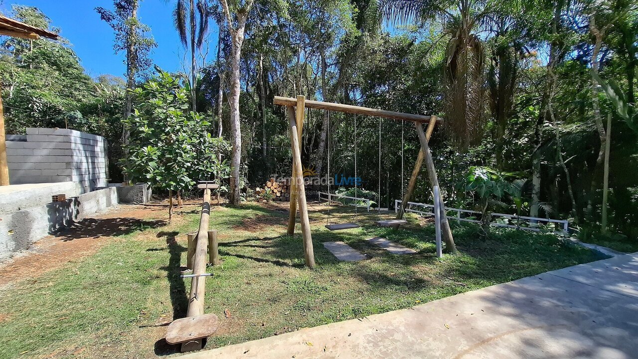 Casa para alquiler de vacaciones em Embu Guaçu (Santa Lucia)