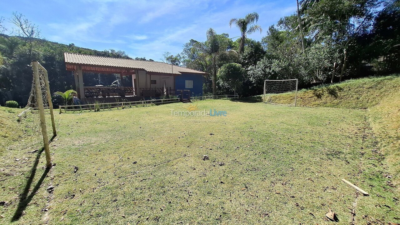 Casa para alquiler de vacaciones em Embu Guaçu (Santa Lucia)