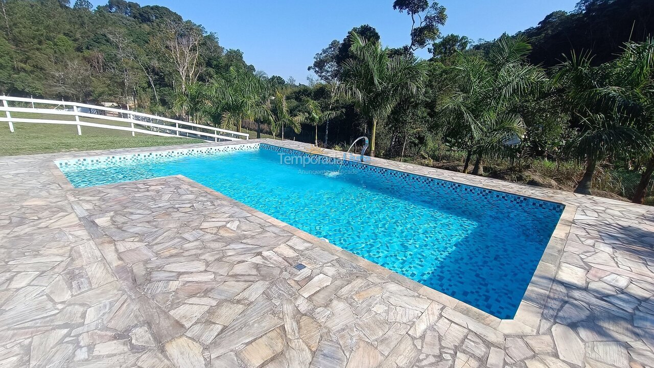 House for vacation rental in Juquitiba (Ritas)