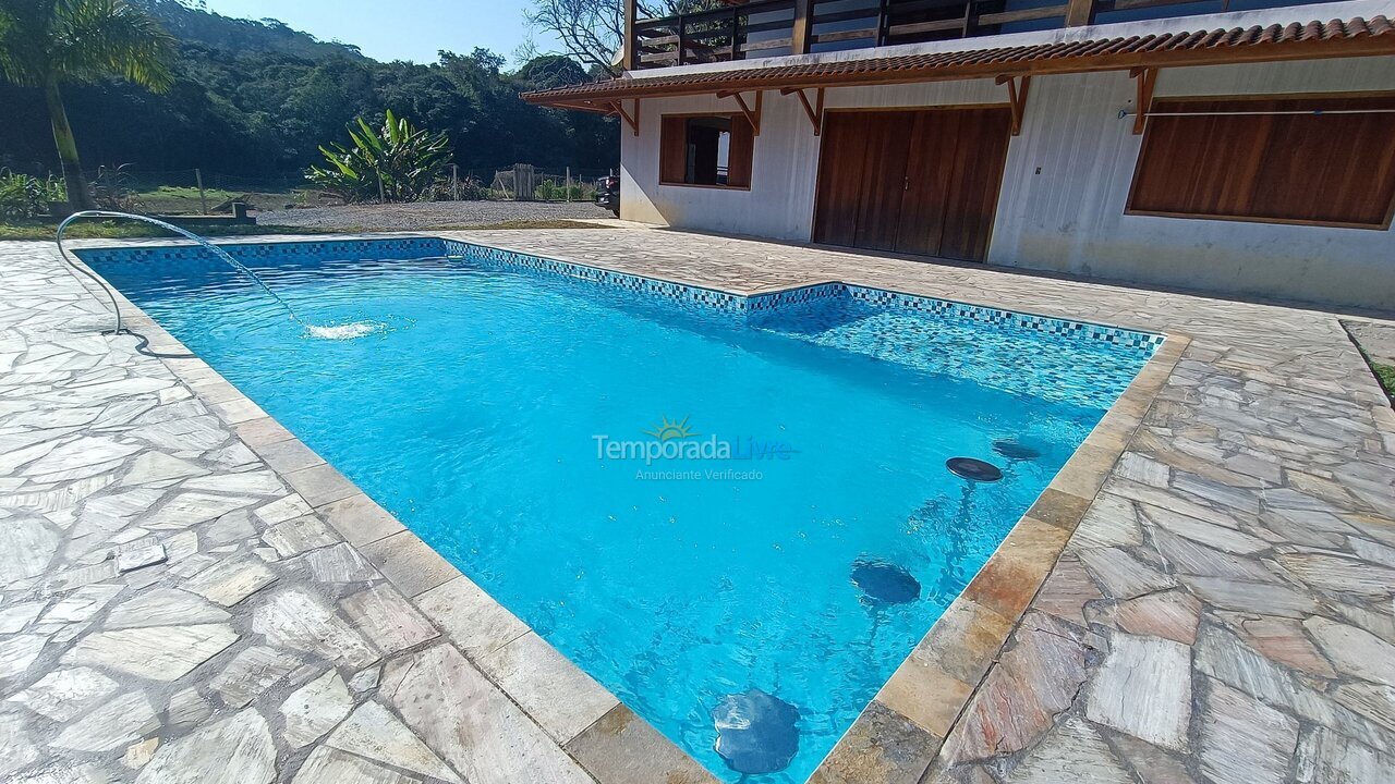 House for vacation rental in Juquitiba (Ritas)