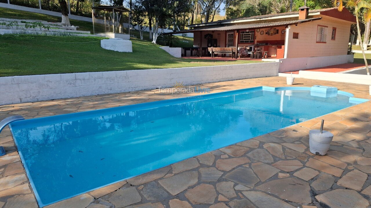 House for vacation rental in Mairinque (Sebandilha)