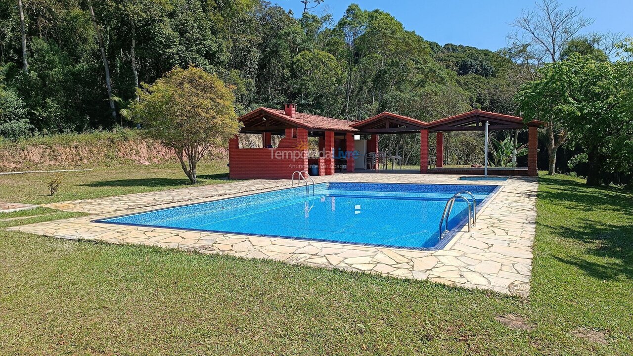 Granja para alquiler de vacaciones em Juquitiba (Juquiá)