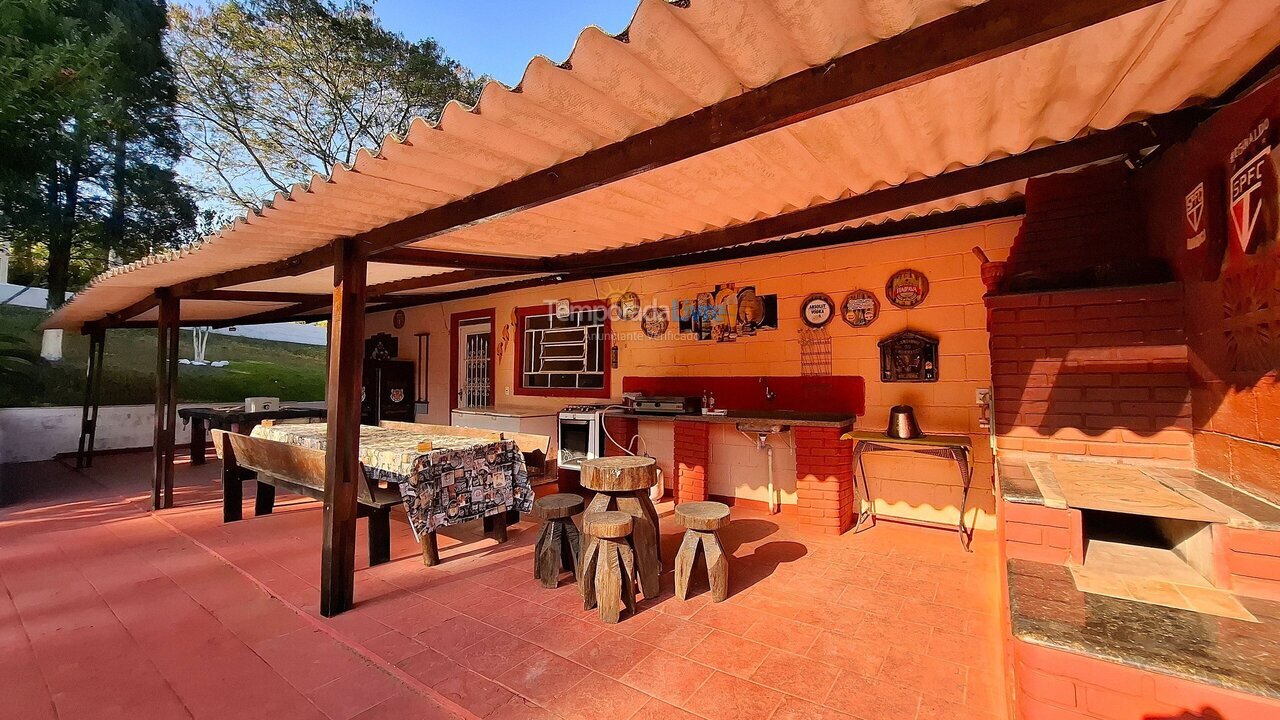 House for vacation rental in Mairinque (Sebandilha)