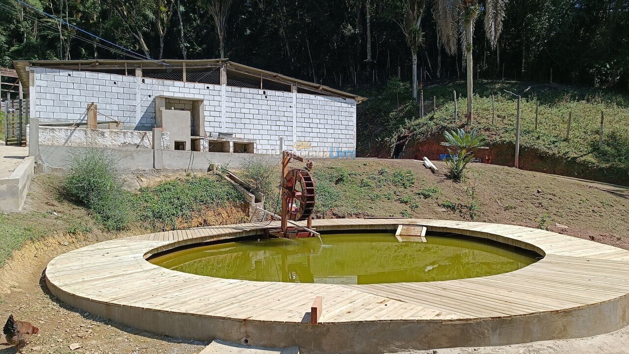 Granja para alquiler de vacaciones em Juquitiba (Juquiá)