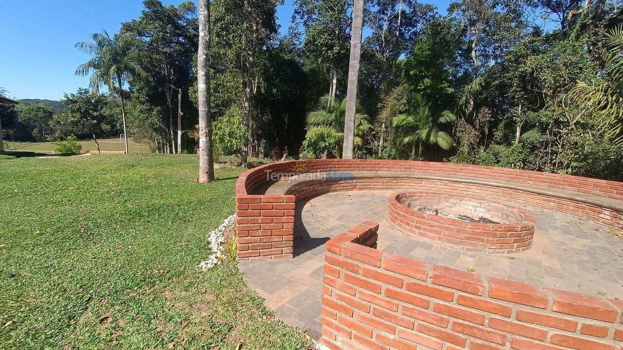 Granja para alquiler de vacaciones em Juquitiba (Juquiá)