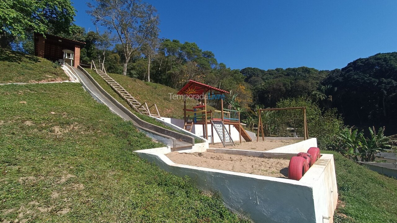 Granja para alquiler de vacaciones em Juquitiba (Juquiá)