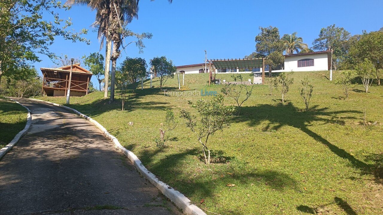 Granja para alquiler de vacaciones em Juquitiba (Juquiá)