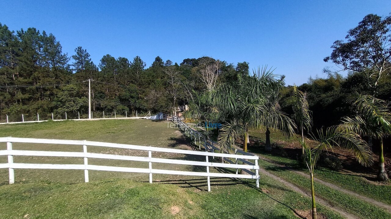 Casa para aluguel de temporada em Juquitiba (Ritas)