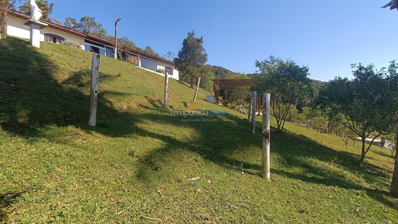 Ranch for vacation rental in Juquitiba (Juquiá)