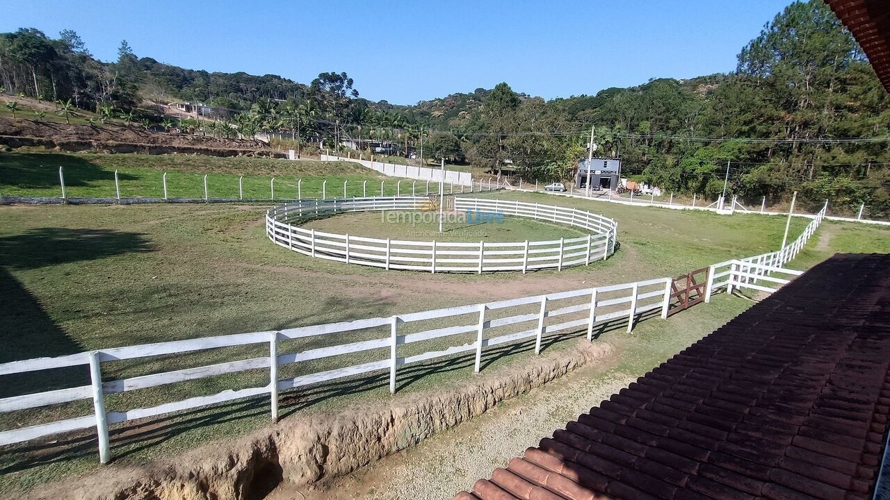 Casa para alquiler de vacaciones em Juquitiba (Ritas)