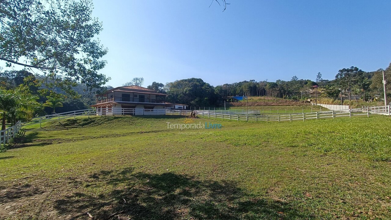 Casa para alquiler de vacaciones em Juquitiba (Ritas)