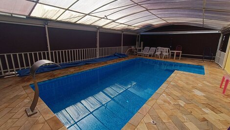 Chácara com Piscina, Jogos e Gourmet em SP LT0053