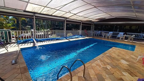 Chácara com Piscina, Jogos e Gourmet em SP LT0053