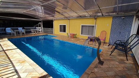 Chácara com Piscina, Jogos e Gourmet em SP LT0053