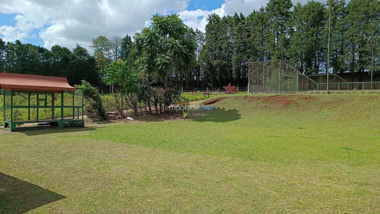 Casa para aluguel de temporada em Araçoiaba da Serra (Jundiaquara)