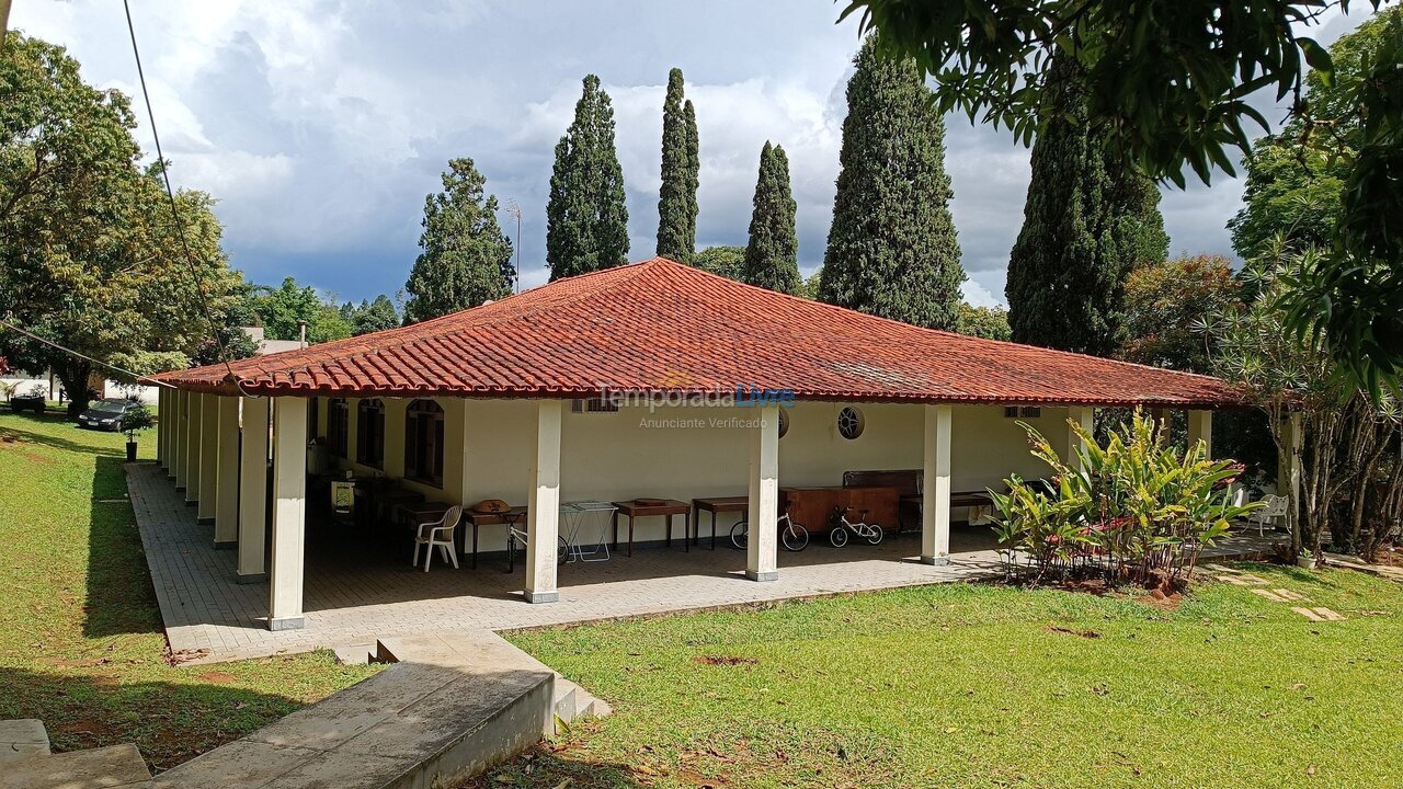 Casa para aluguel de temporada em Araçoiaba da Serra (Jundiaquara)