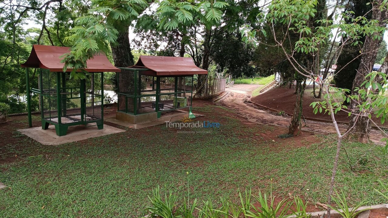 Casa para aluguel de temporada em Araçoiaba da Serra (Jundiaquara)