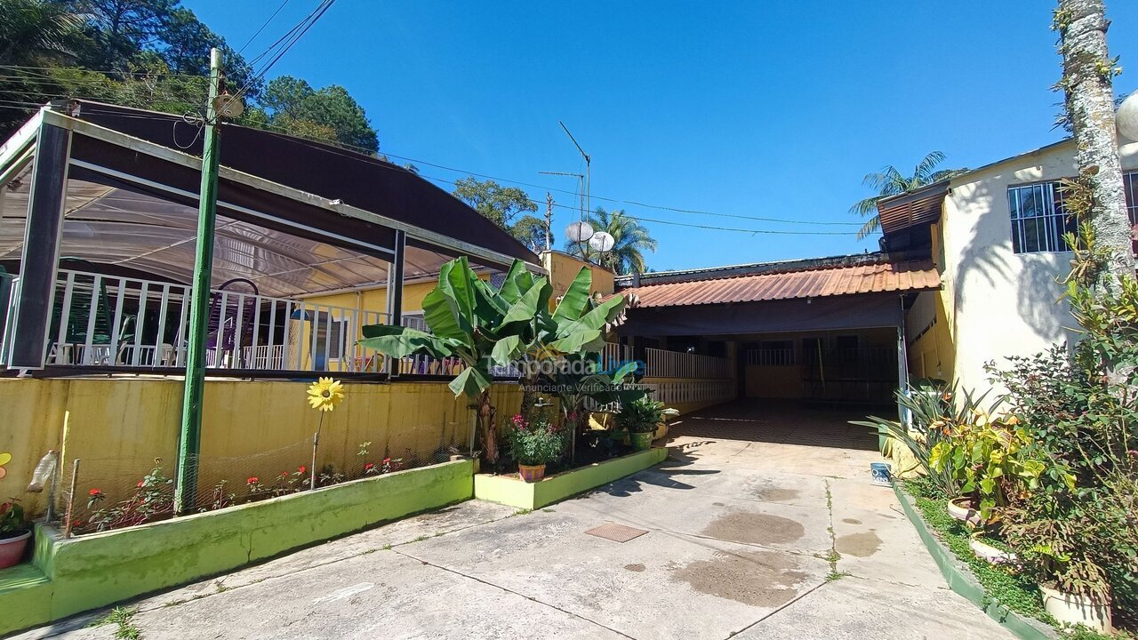 Casa para aluguel de temporada em Juquitiba (Justos)