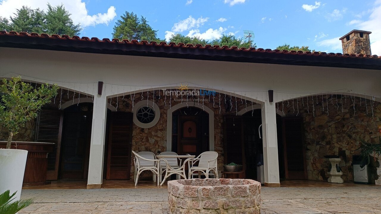 Casa para aluguel de temporada em Araçoiaba da Serra (Jundiaquara)